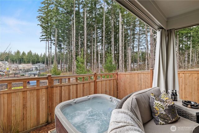 23978 Lily Place SE, Black Diamond, WA 98010