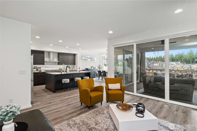 23978 Lily Place SE, Black Diamond, WA 98010