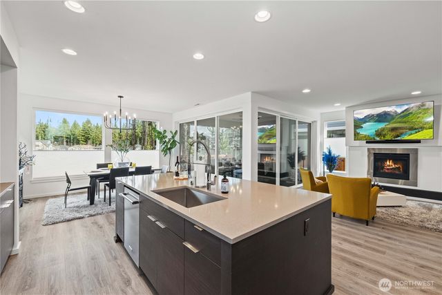 23978 Lily Place SE, Black Diamond, WA 98010