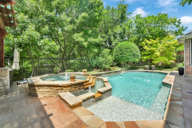 2533 Timber Ridge Drive, Garland, TX 75044