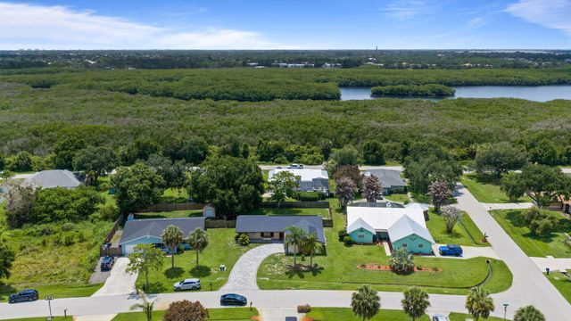 2485 SE Alden Street, Port St. Lucie, Port St Lucie, FL 34984