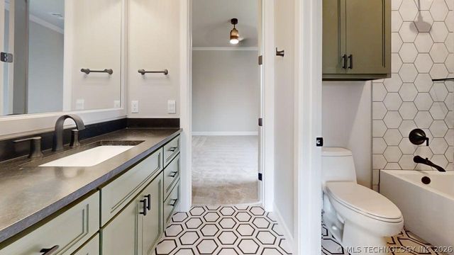 8117 E Elgin Street, Broken Arrow, OK 74014