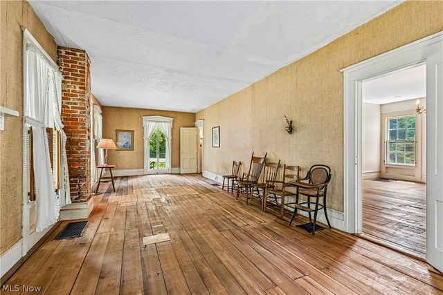 9640 Darrow Road, Twinsburg, OH 44087