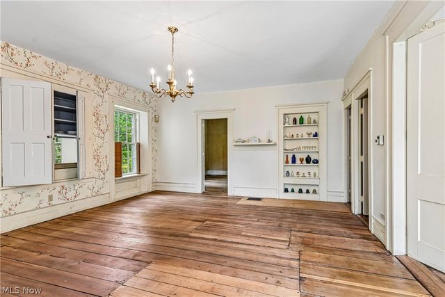 9640 Darrow Road, Twinsburg, OH 44087