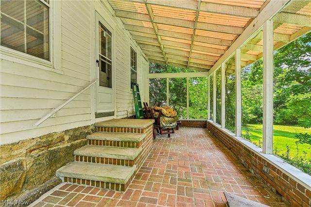 9640 Darrow Road, Twinsburg, OH 44087