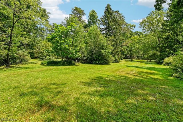 9640 Darrow Road, Twinsburg, OH 44087