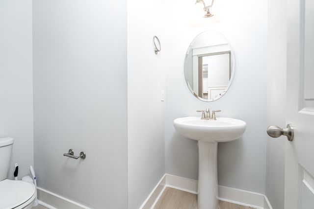 1001 Ryecroft Ln, Franklin, TN 37064