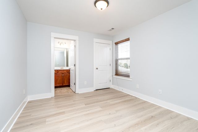 1001 Ryecroft Ln, Franklin, TN 37064