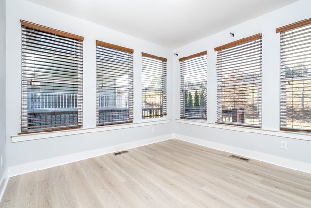 1001 Ryecroft Ln, Franklin, TN 37064