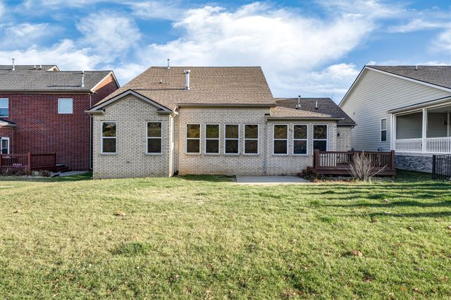 1001 Ryecroft Ln, Franklin, TN 37064