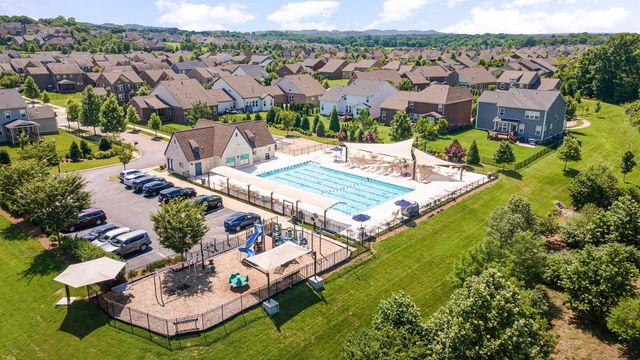 1001 Ryecroft Ln, Franklin, TN 37064