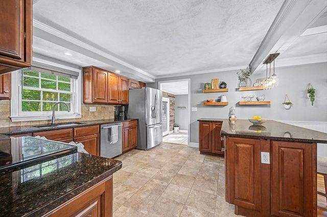 25 Claire Drive, Attleboro, MA 02703