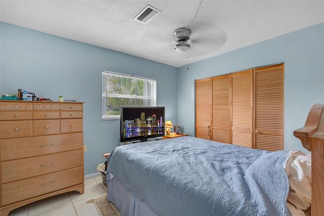 7500 NW 66th Ter, Tamarac, FL 33321