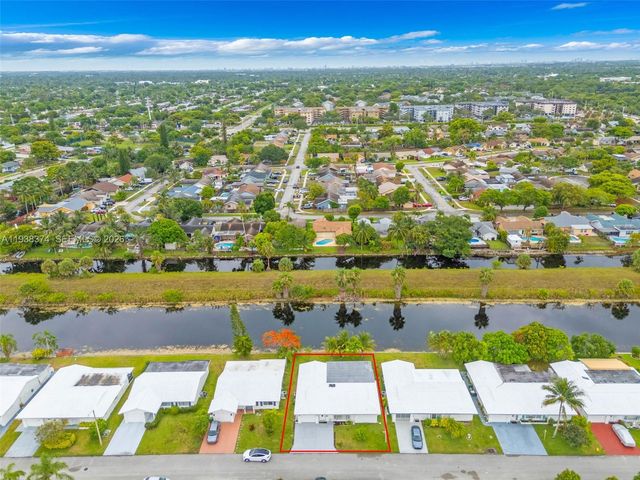 7500 NW 66th Ter, Tamarac, FL 33321