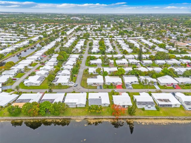 7500 NW 66th Ter, Tamarac, FL 33321