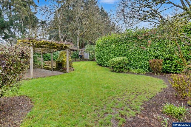 2415 Cottage St SE, Salem, OR 97302