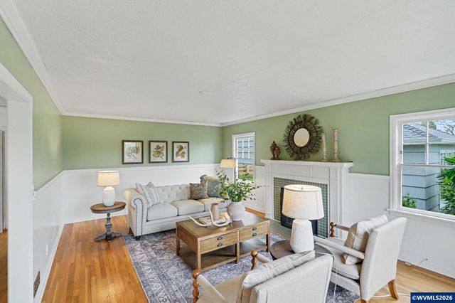 2415 Cottage St SE, Salem, OR 97302