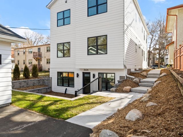 3630 Colfax Avenue S, Minneapolis, MN 55409