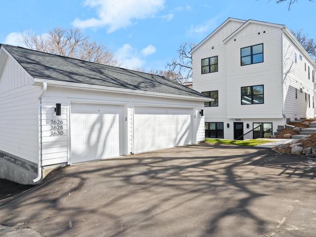 3630 Colfax Avenue S, Minneapolis, MN 55409