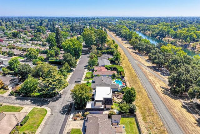 2620 Kadema Dr, Sacramento, CA 95864