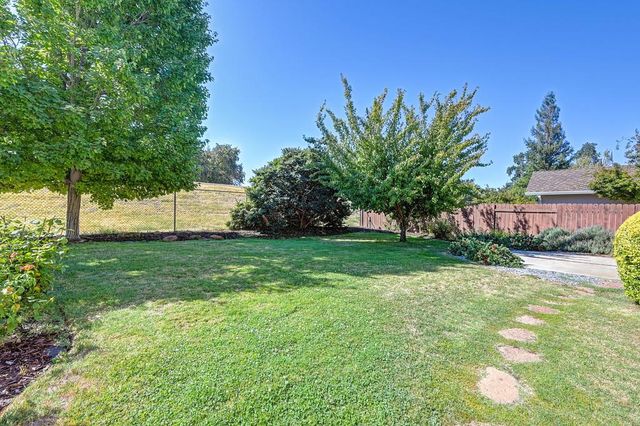 2620 Kadema Dr, Sacramento, CA 95864