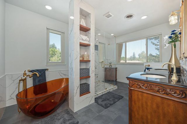 2620 Kadema Dr, Sacramento, CA 95864