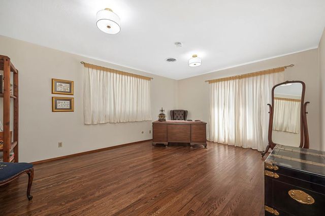 2620 Kadema Dr, Sacramento, CA 95864