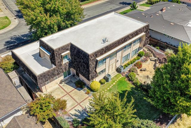 2620 Kadema Dr, Sacramento, CA 95864