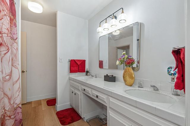 2620 Kadema Dr, Sacramento, CA 95864