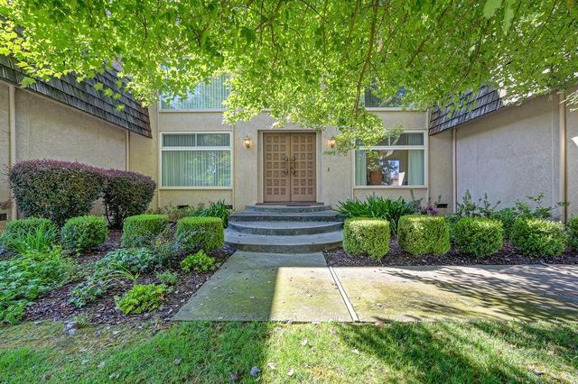 2620 Kadema Dr, Sacramento, CA 95864