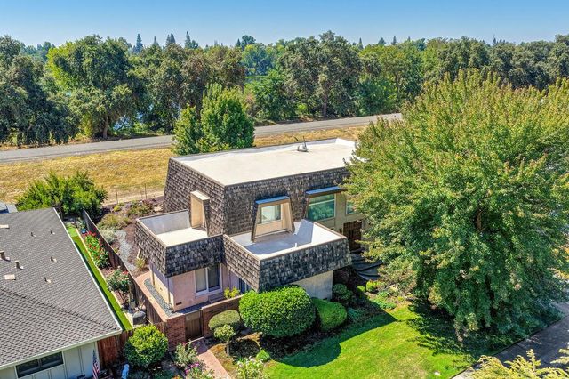 2620 Kadema Dr, Sacramento, CA 95864