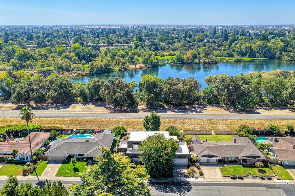 2620 Kadema Dr, Sacramento, CA 95864
