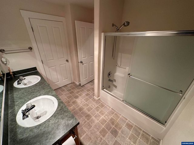 3185 Link Ct S, Salem, OR 97302