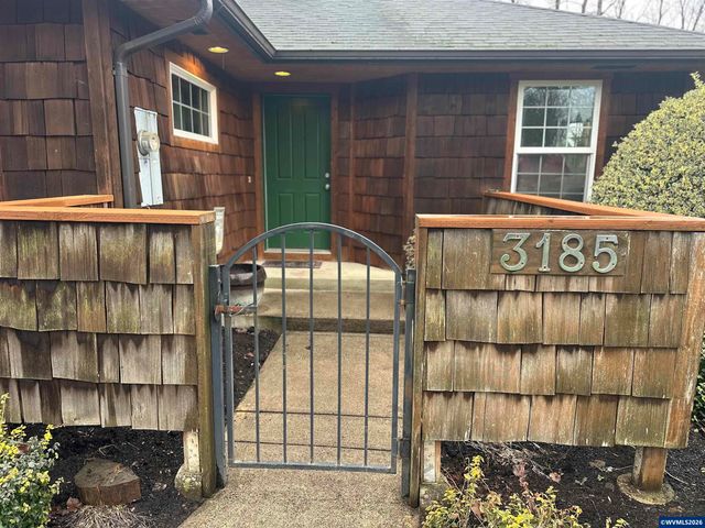 3185 Link Ct S, Salem, OR 97302