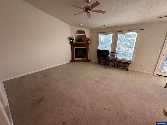 3185 Link Ct S, Salem, OR 97302