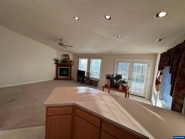 3185 Link Ct S, Salem, OR 97302