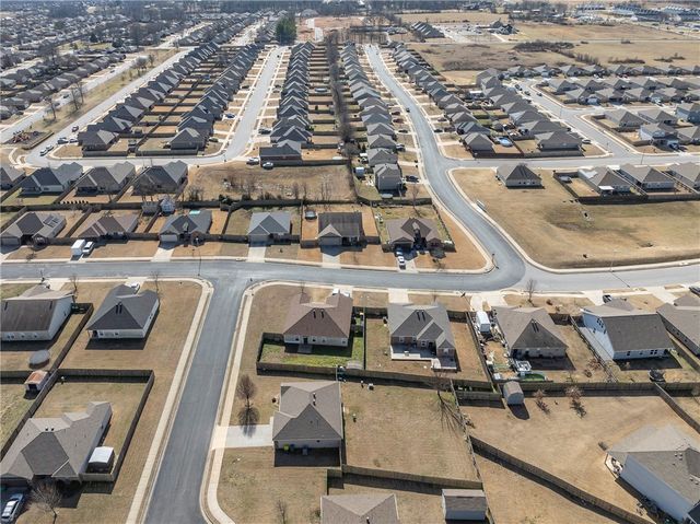 1590 Joseph Way, Centerton, AR 72719