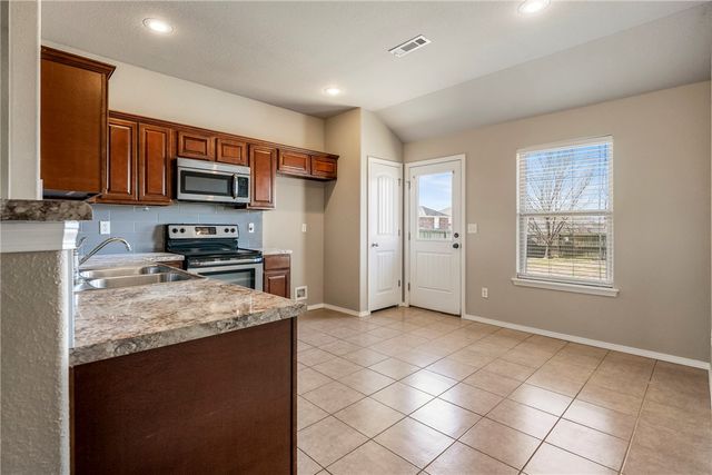 1590 Joseph Way, Centerton, AR 72719