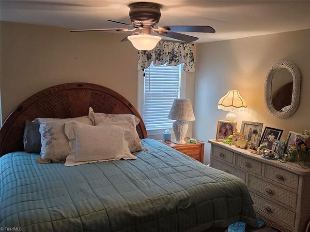 1218 Meadow Road, Eden, NC 27288
