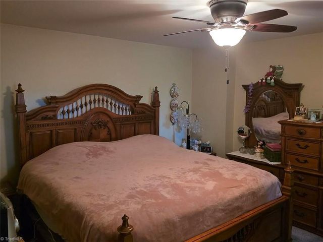 1218 Meadow Road, Eden, NC 27288