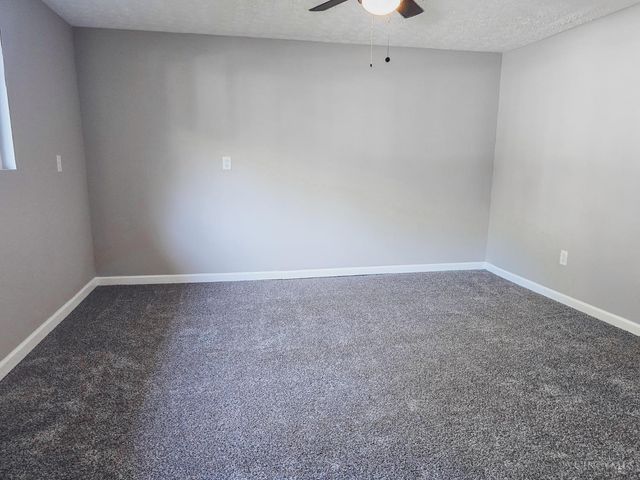 802 Victoria Drive, Franklin, OH 45005