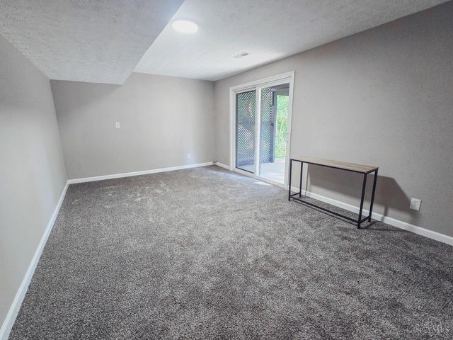 802 Victoria Drive, Franklin, OH 45005