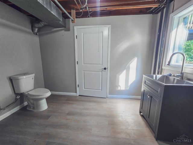 802 Victoria Drive, Franklin, OH 45005