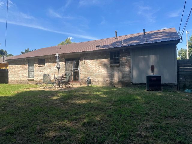 1939 EDWARD CV, Memphis, TN 38107