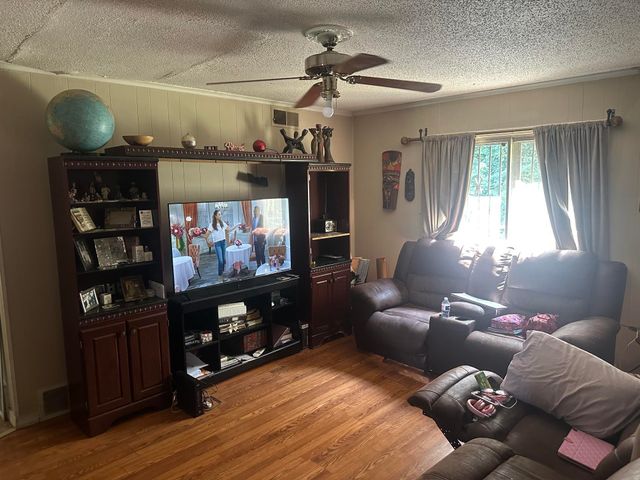 1939 EDWARD CV, Memphis, TN 38107