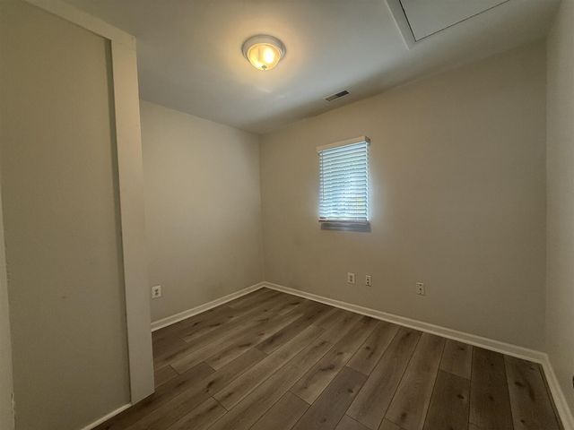23090 Powell Avenue, Hazel Park, MI 48030