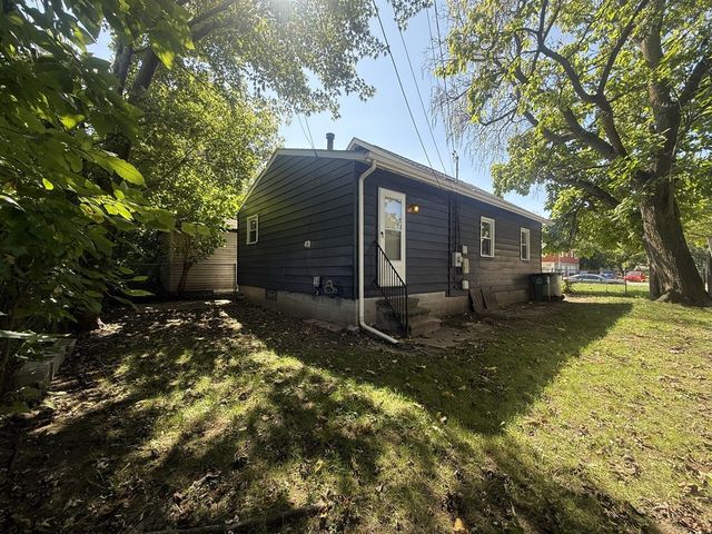 23090 Powell Avenue, Hazel Park, MI 48030