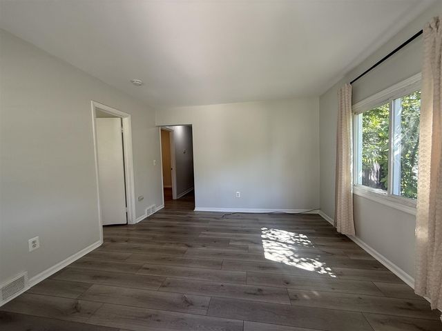 23090 Powell Avenue, Hazel Park, MI 48030
