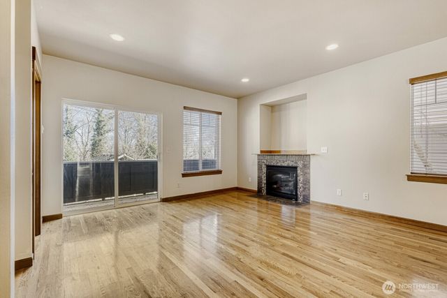 2480 SW Webster Street, Seattle, WA 98106