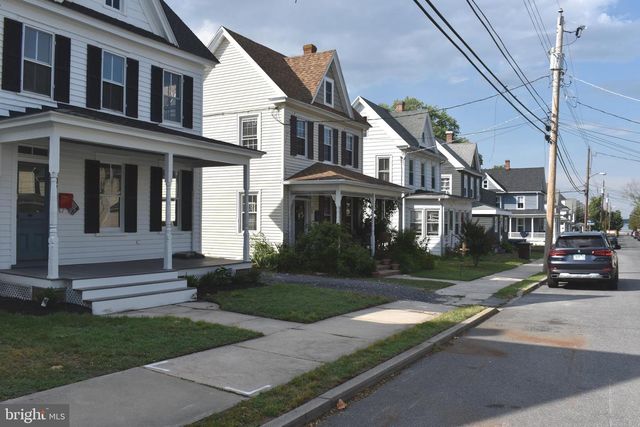 207 WILLIS ST, Cambridge, MD 21613